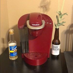 | New Keurig K50 | Rhubarb red |